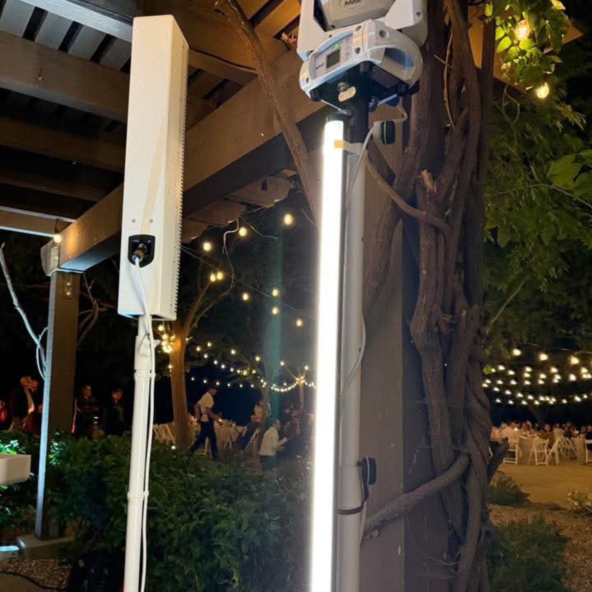 Tube Light Clips (Pair)